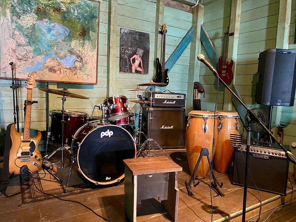 instruments on performance stand